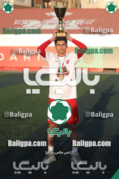 پرسپولیس 0 - 3 پیکان