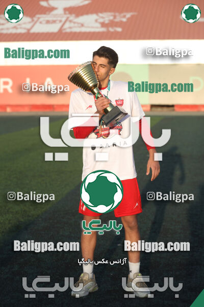 پرسپولیس 0 - 3 پیکان