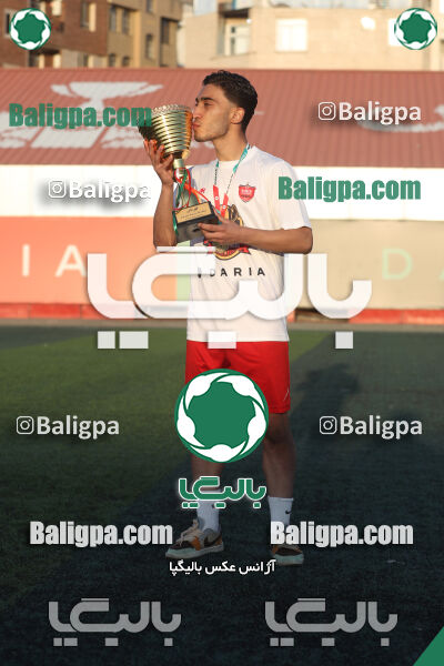 پرسپولیس 0 - 3 پیکان