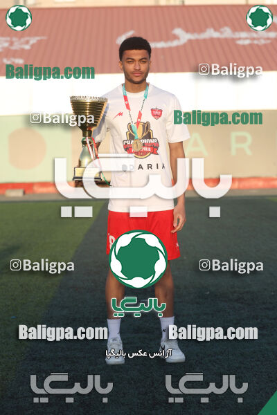 پرسپولیس 0 - 3 پیکان