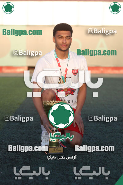 پرسپولیس 0 - 3 پیکان