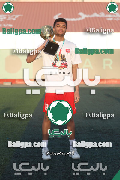 پرسپولیس 0 - 3 پیکان