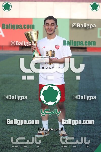پرسپولیس 0 - 3 پیکان