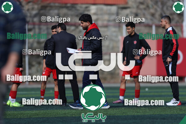 پرسپولیس 0 - 3 پیکان