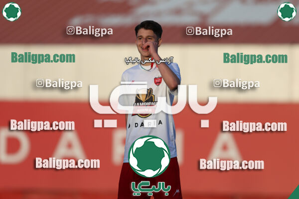 پرسپولیس 0 - 3 پیکان