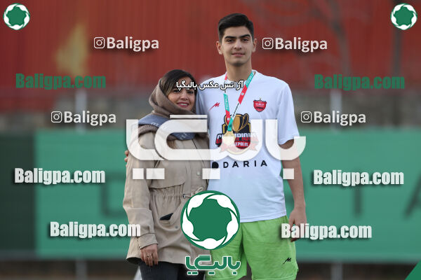 پرسپولیس 0 - 3 پیکان