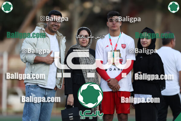 پرسپولیس 0 - 3 پیکان