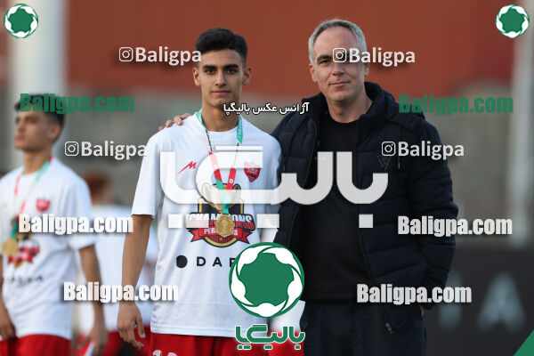 پرسپولیس 0 - 3 پیکان