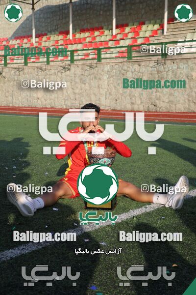 سپاهان اصفهان ۱ (۴) - (۵) ۱ فولاد خوزستان