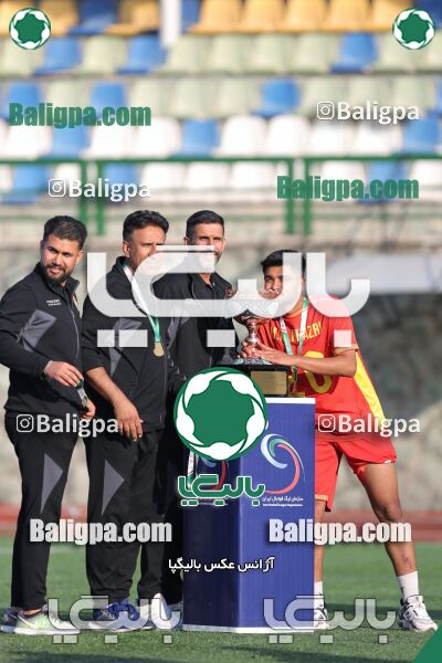 سپاهان اصفهان ۱ (۴) - (۵) ۱ فولاد خوزستان