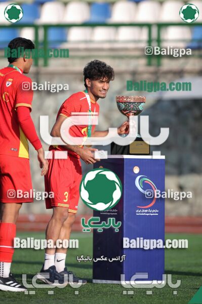سپاهان اصفهان ۱ (۴) - (۵) ۱ فولاد خوزستان