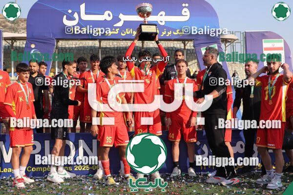 سپاهان اصفهان ۱ (۴) - (۵) ۱ فولاد خوزستان