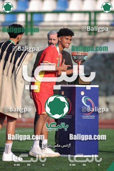سپاهان اصفهان ۱ (۴) - (۵) ۱ فولاد خوزستان