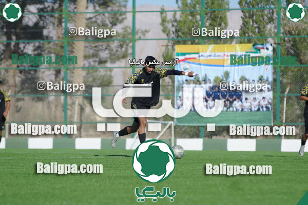 سنگ آهن بافق ۱ - ۲ تختی بم