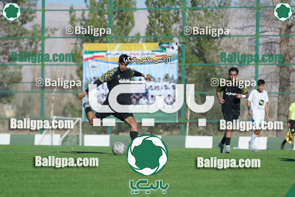 سنگ آهن بافق ۱ - ۲ تختی بم
