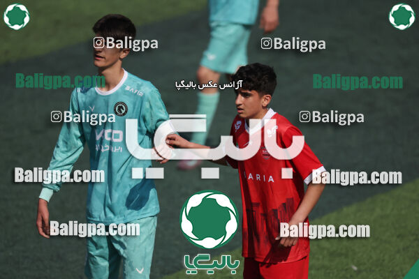 پرسپولیس ۰ (۴) - (۲) ۰ پیکان