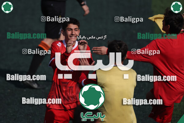 پرسپولیس ۰ (۴) - (۲) ۰ پیکان