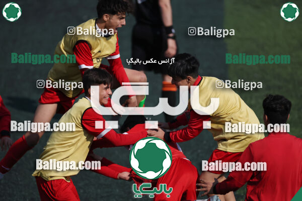 پرسپولیس ۰ (۴) - (۲) ۰ پیکان