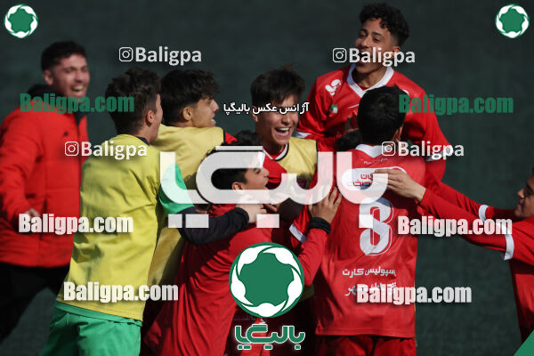 پرسپولیس ۰ (۴) - (۲) ۰ پیکان