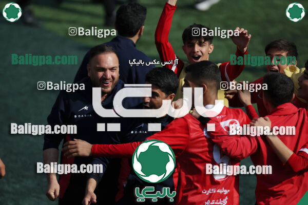پرسپولیس ۰ (۴) - (۲) ۰ پیکان
