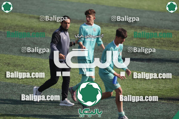 پرسپولیس ۰ (۴) - (۲) ۰ پیکان
