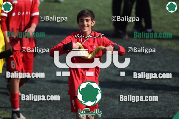 پرسپولیس ۰ (۴) - (۲) ۰ پیکان