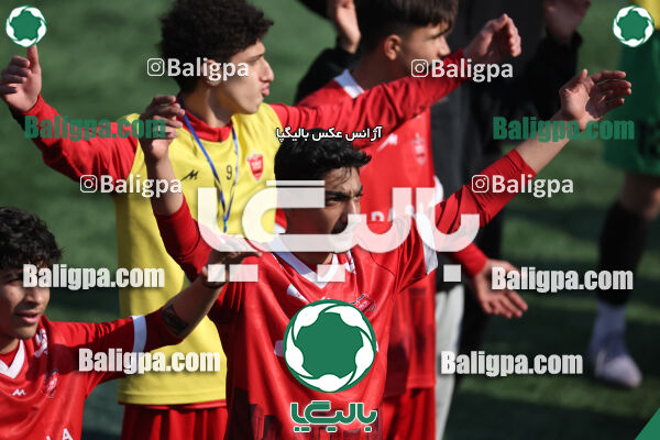 پرسپولیس ۰ (۴) - (۲) ۰ پیکان