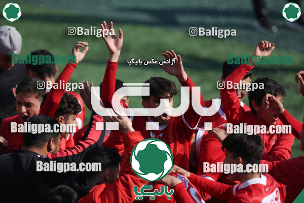 پرسپولیس ۰ (۴) - (۲) ۰ پیکان
