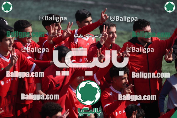 پرسپولیس ۰ (۴) - (۲) ۰ پیکان