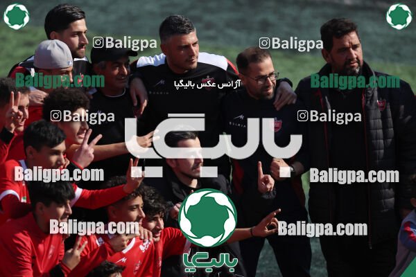 پرسپولیس ۰ (۴) - (۲) ۰ پیکان