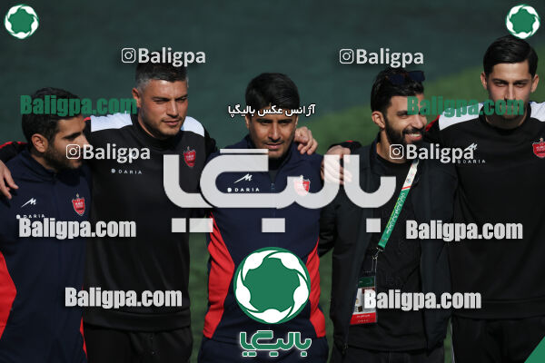 پرسپولیس ۰ (۴) - (۲) ۰ پیکان