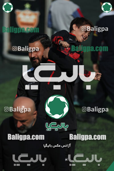 پرسپولیس ۰ (۴) - (۲) ۰ پیکان