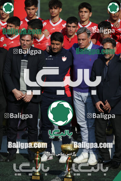 پرسپولیس ۰ (۴) - (۲) ۰ پیکان