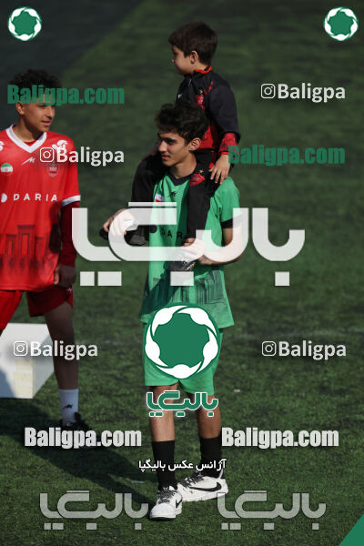 پرسپولیس ۰ (۴) - (۲) ۰ پیکان