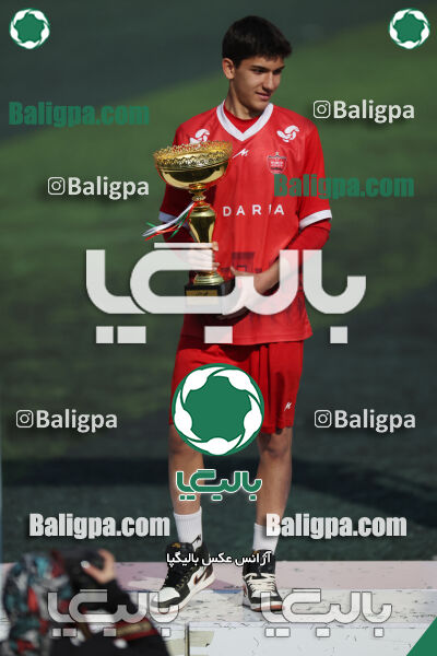 پرسپولیس ۰ (۴) - (۲) ۰ پیکان
