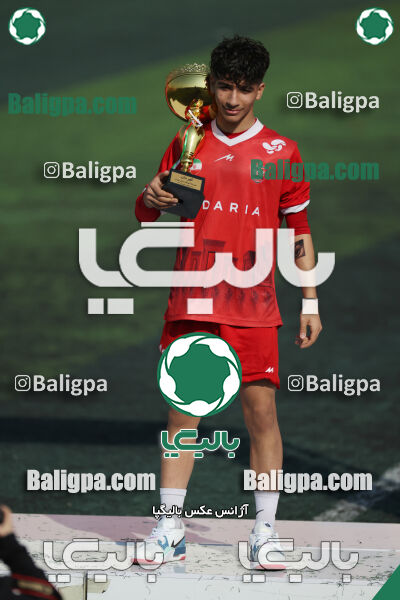 پرسپولیس ۰ (۴) - (۲) ۰ پیکان