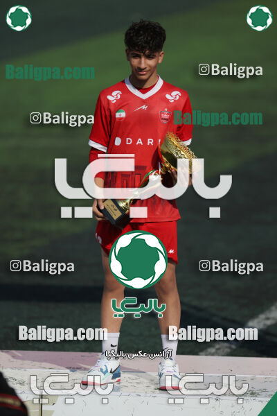 پرسپولیس ۰ (۴) - (۲) ۰ پیکان
