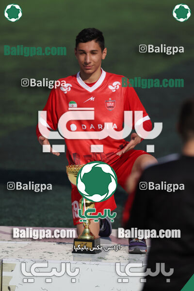 پرسپولیس ۰ (۴) - (۲) ۰ پیکان