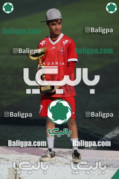 پرسپولیس ۰ (۴) - (۲) ۰ پیکان