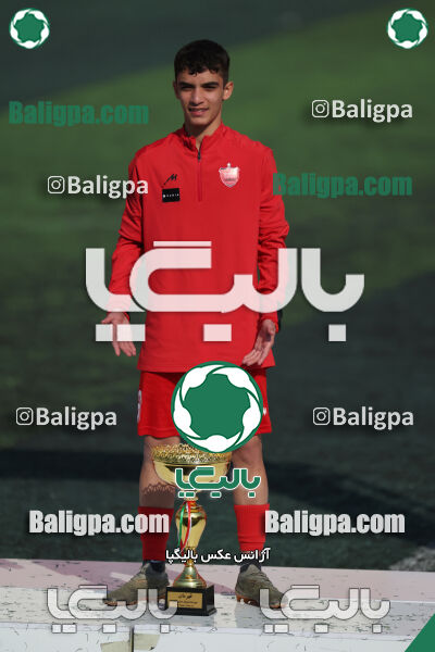 پرسپولیس ۰ (۴) - (۲) ۰ پیکان
