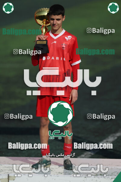 پرسپولیس ۰ (۴) - (۲) ۰ پیکان