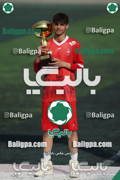 پرسپولیس ۰ (۴) - (۲) ۰ پیکان