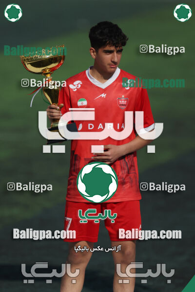 پرسپولیس ۰ (۴) - (۲) ۰ پیکان