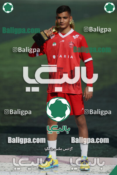 پرسپولیس ۰ (۴) - (۲) ۰ پیکان
