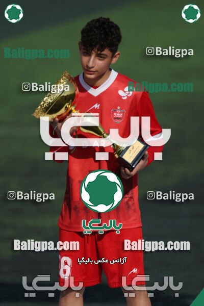 پرسپولیس ۰ (۴) - (۲) ۰ پیکان