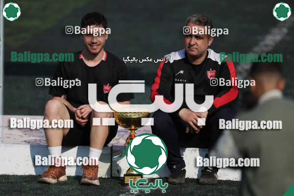 پرسپولیس ۰ (۴) - (۲) ۰ پیکان