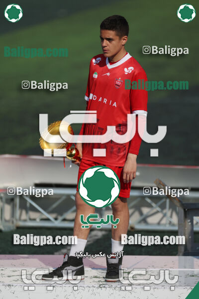پرسپولیس ۰ (۴) - (۲) ۰ پیکان
