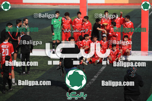 پرسپولیس ۰ (۴) - (۲) ۰ پیکان