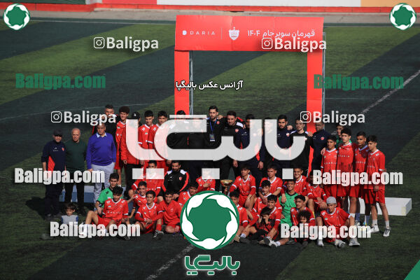 پرسپولیس ۰ (۴) - (۲) ۰ پیکان