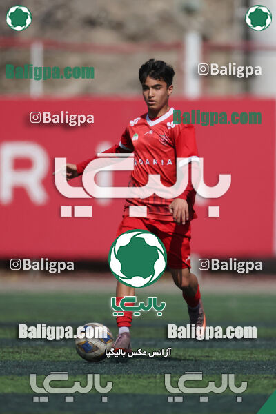 پرسپولیس ۰ (۴) - (۲) ۰ پیکان